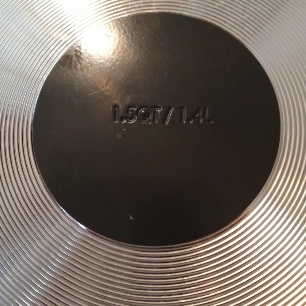 🆕 Simply Essential™ Nonstick 1.5qt Aluminum Covered Sauce pan in Grey